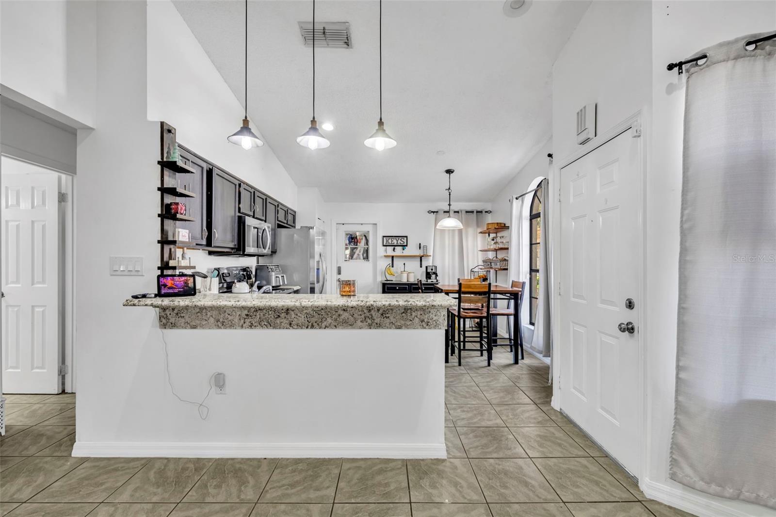 Image 6 of 24 For 1831 Summit Chase Avenue