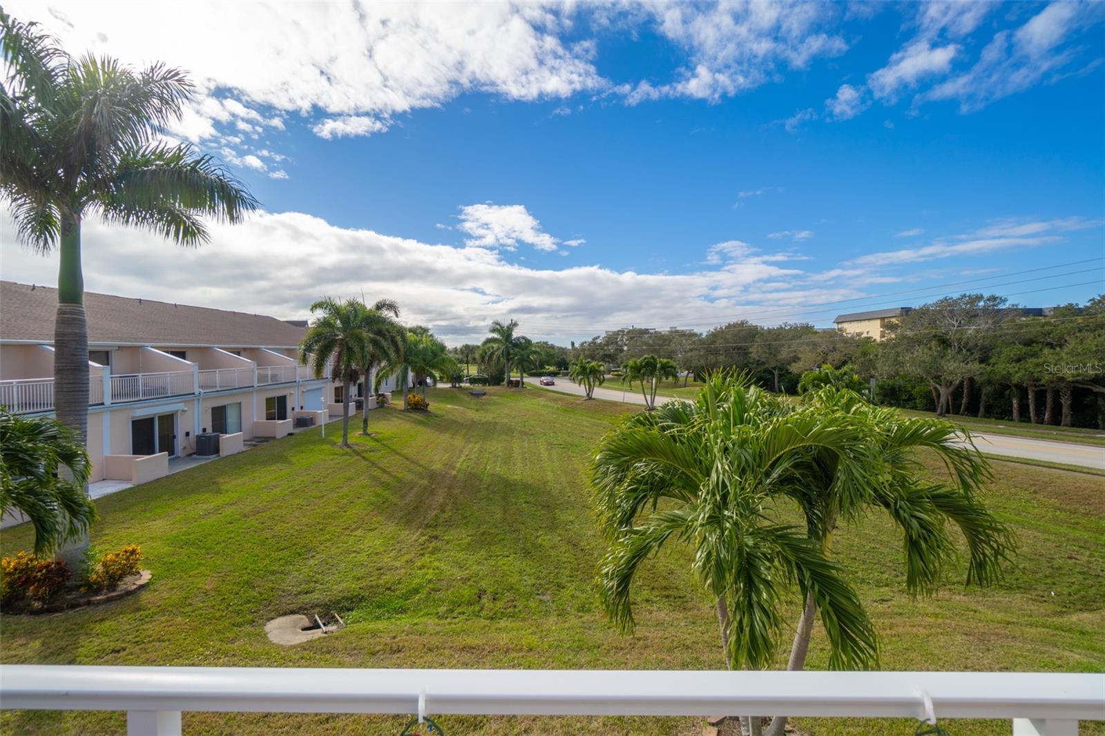 Image 14 of 37 For 145 Escambia Lane 103