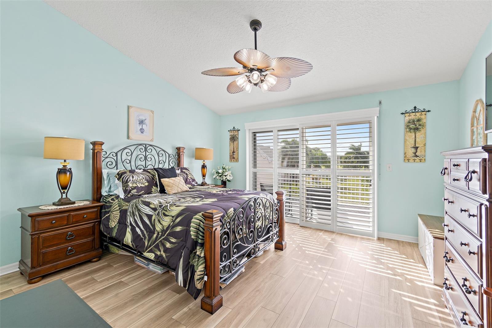 Image 19 of 37 For 145 Escambia Lane 103