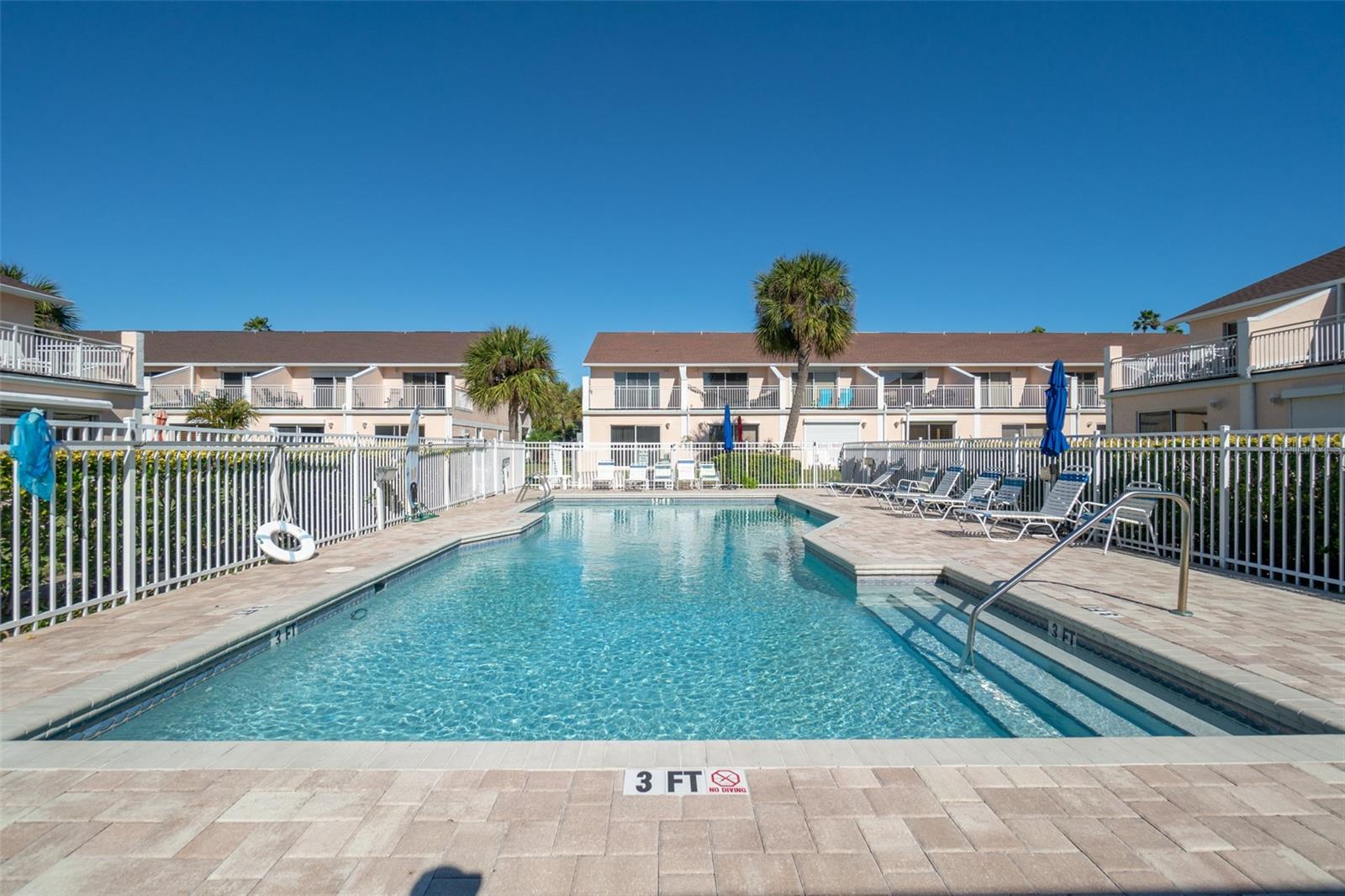 Image 5 of 37 For 145 Escambia Lane 103