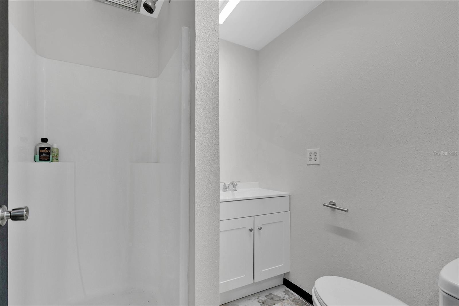 Image 15 of 47 For 5515 Orange Avenue