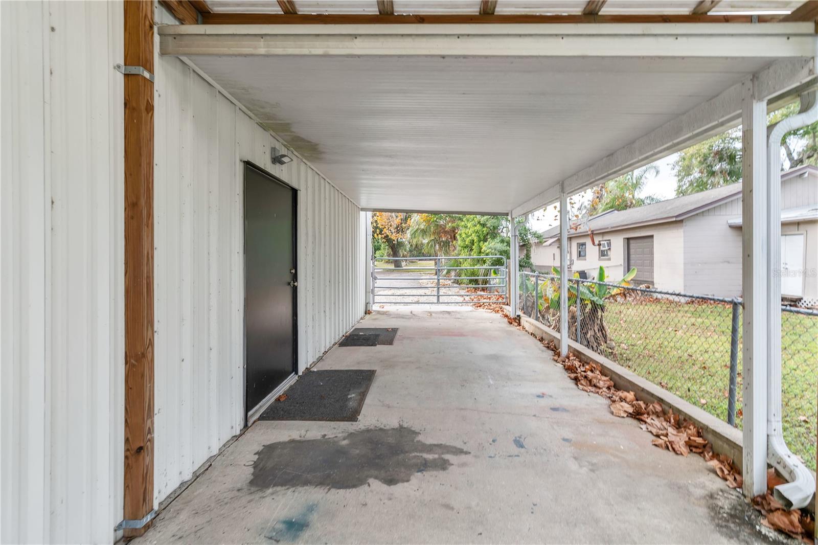 Image 9 of 47 For 5515 Orange Avenue