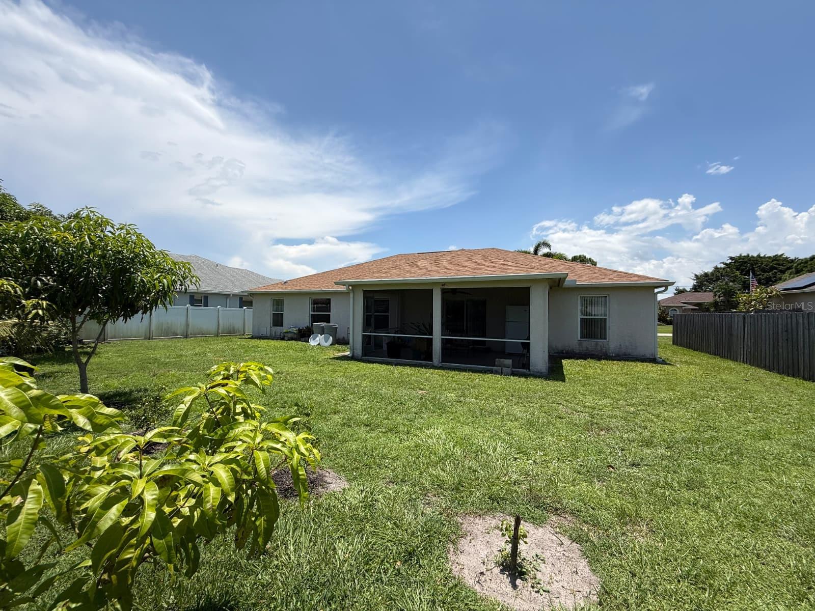 Image 25 of 29 For 5338 South Crisona Circle