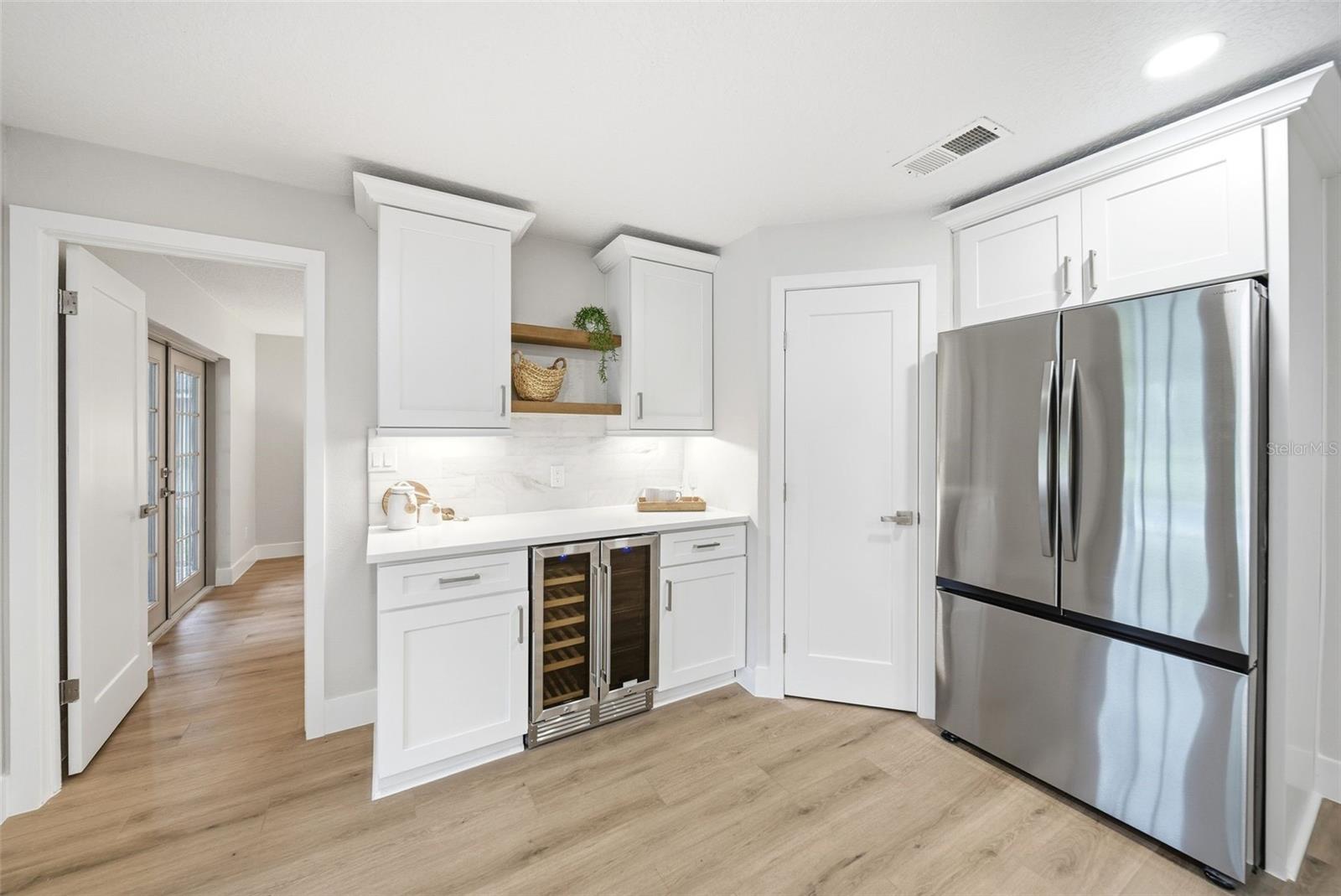 Image 10 of 44 For 7655 Persian Court