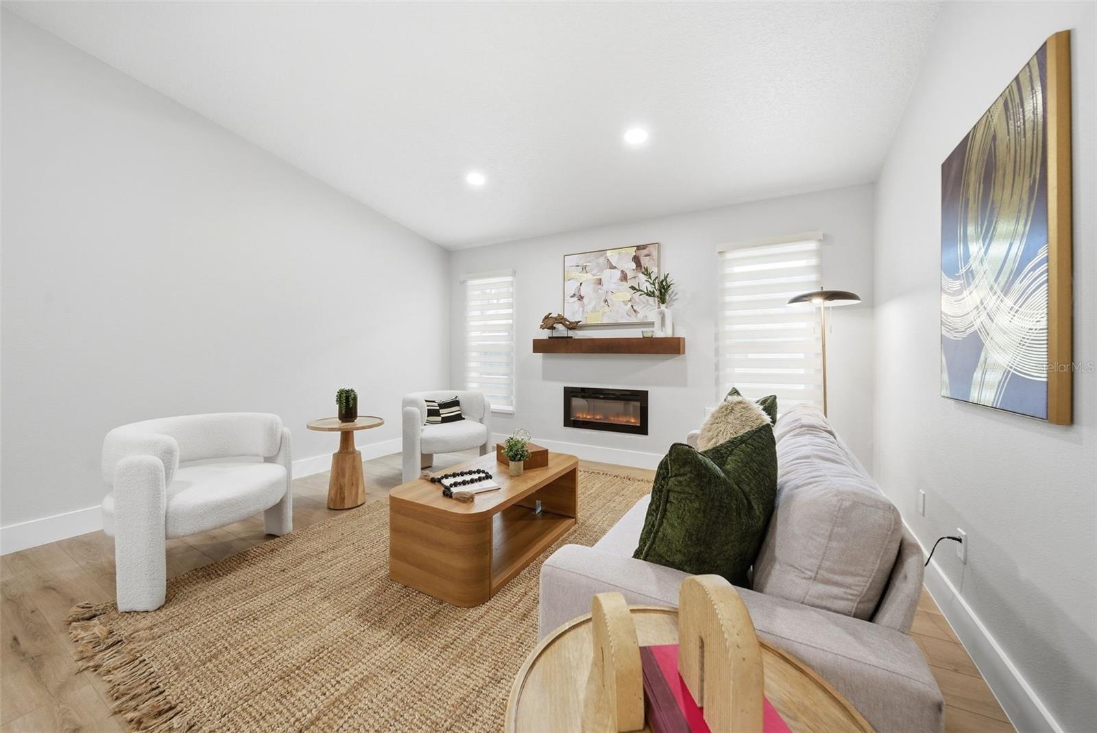 Image 15 of 44 For 7655 Persian Court