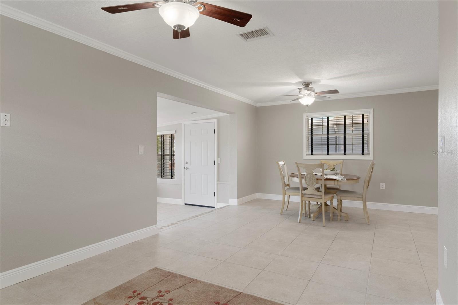 Image 10 of 50 For 5045 Pelican Drive