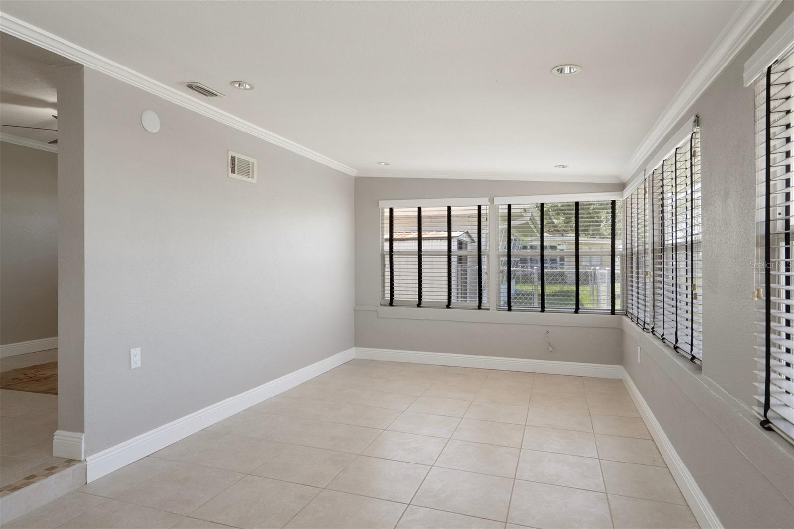 Image 23 of 50 For 5045 Pelican Drive