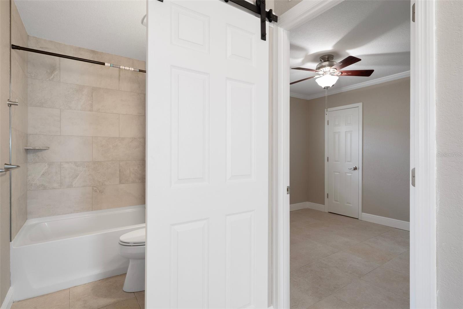 Image 24 of 50 For 5045 Pelican Drive