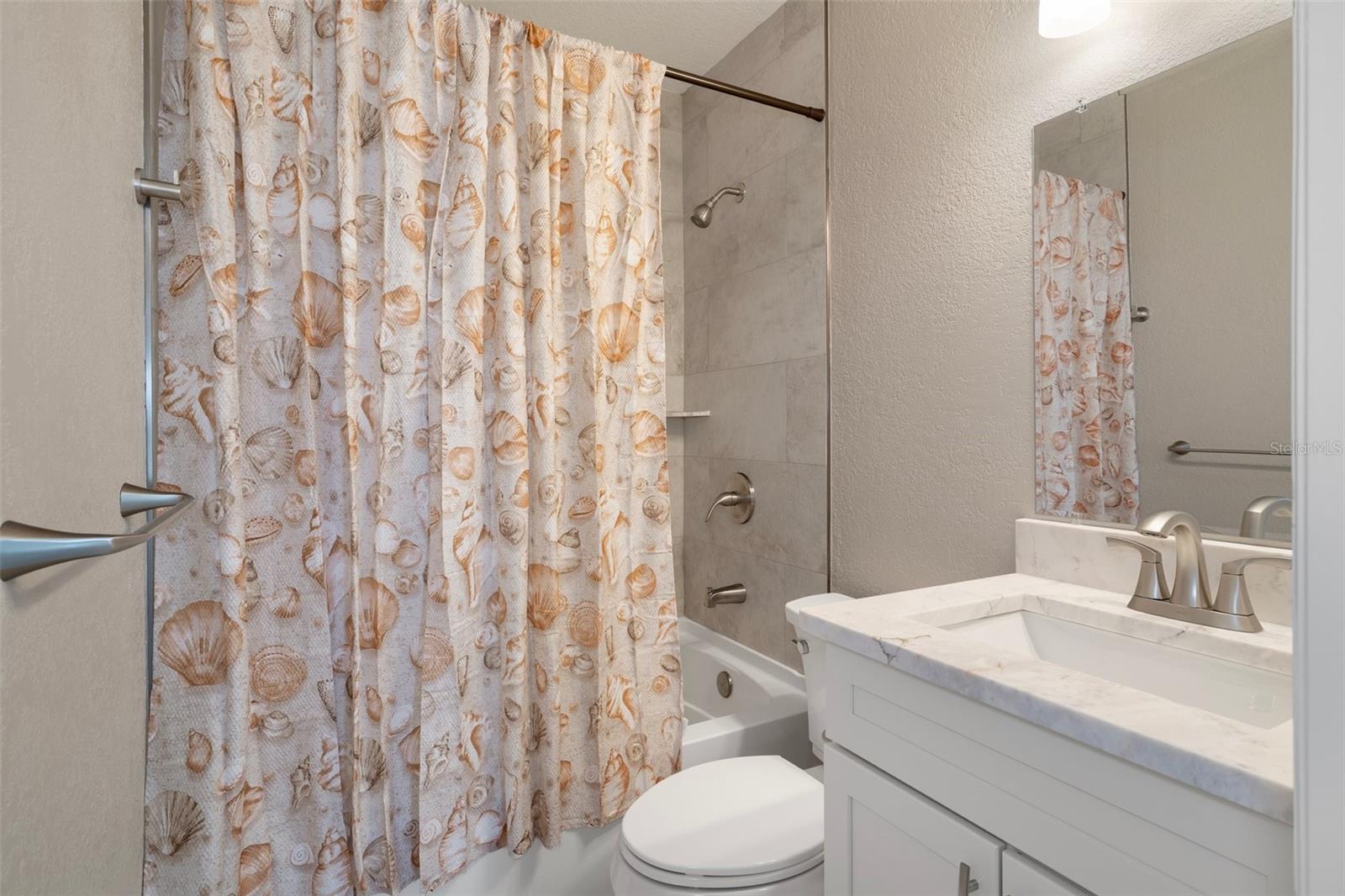 Image 32 of 50 For 5045 Pelican Drive