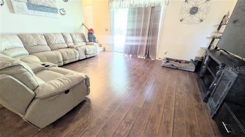 Image 6 of 16 For 12373 Soaring Flight Drive