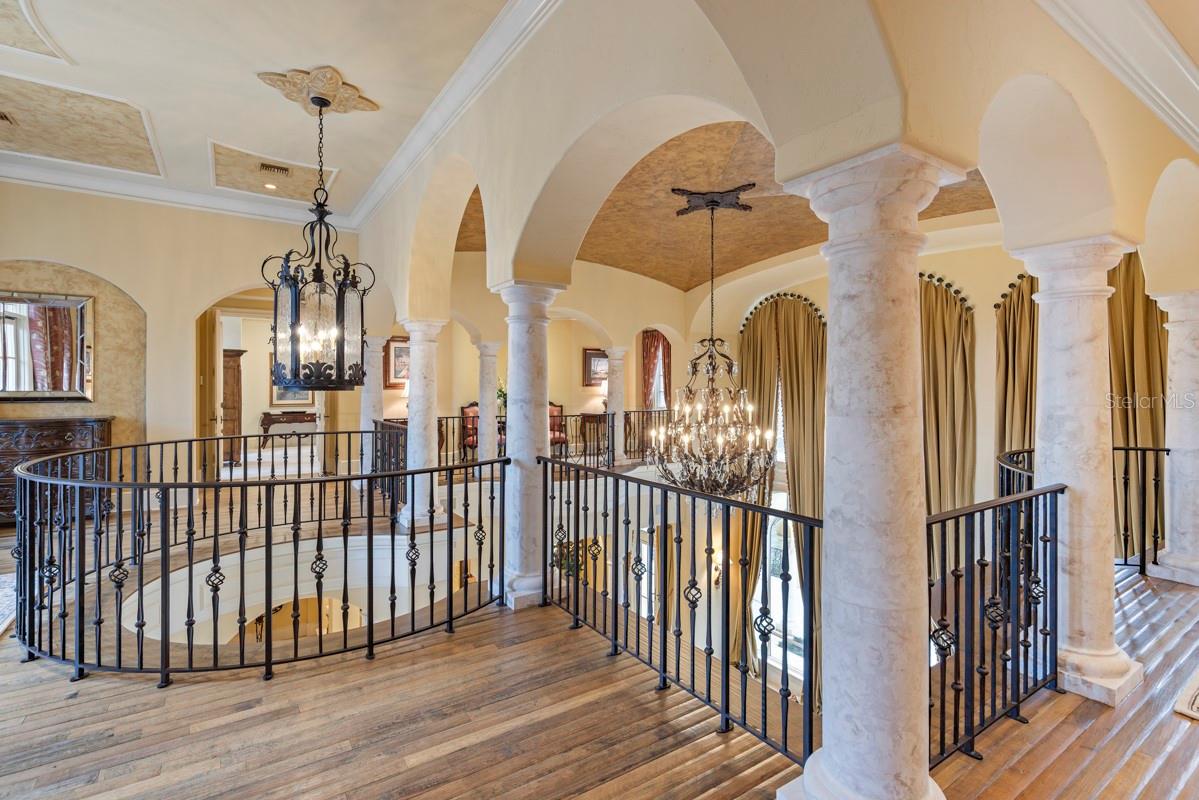 Image 25 of 67 For 2203 Via Tuscany