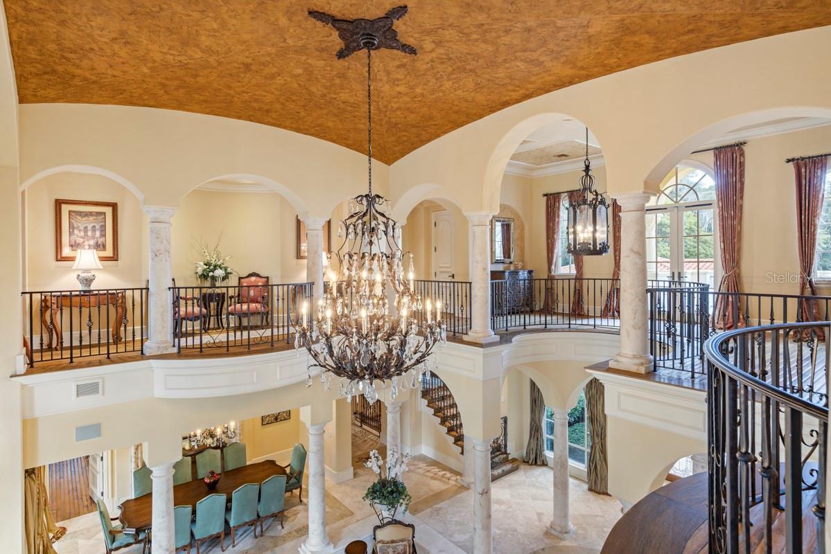 Image 26 of 67 For 2203 Via Tuscany