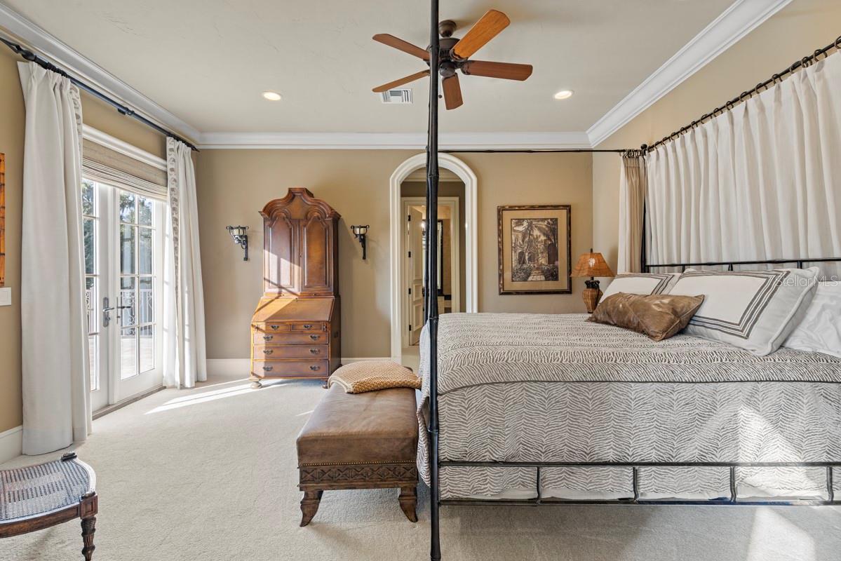 Image 32 of 67 For 2203 Via Tuscany