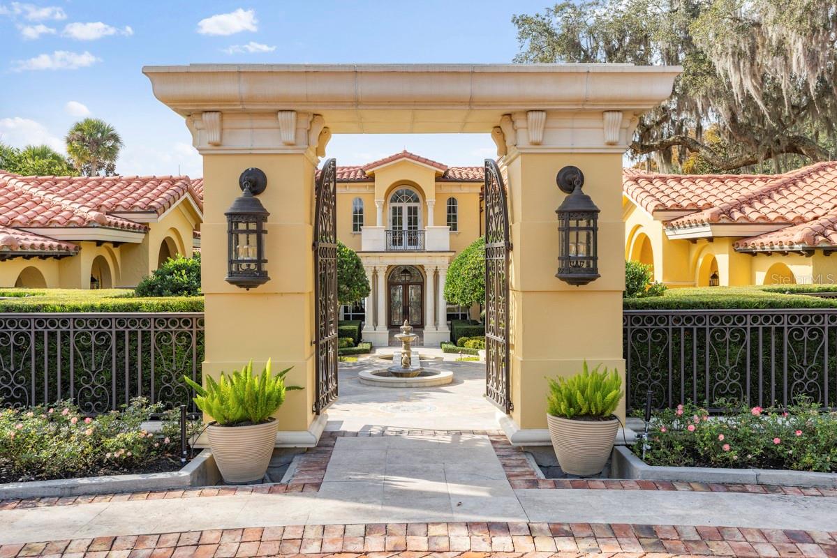 Image 9 of 67 For 2203 Via Tuscany