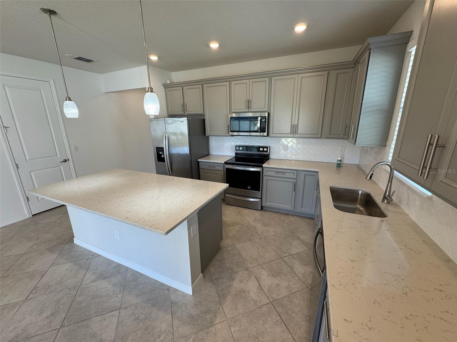 Image 5 of 18 For 6349 Cedar Chase Court