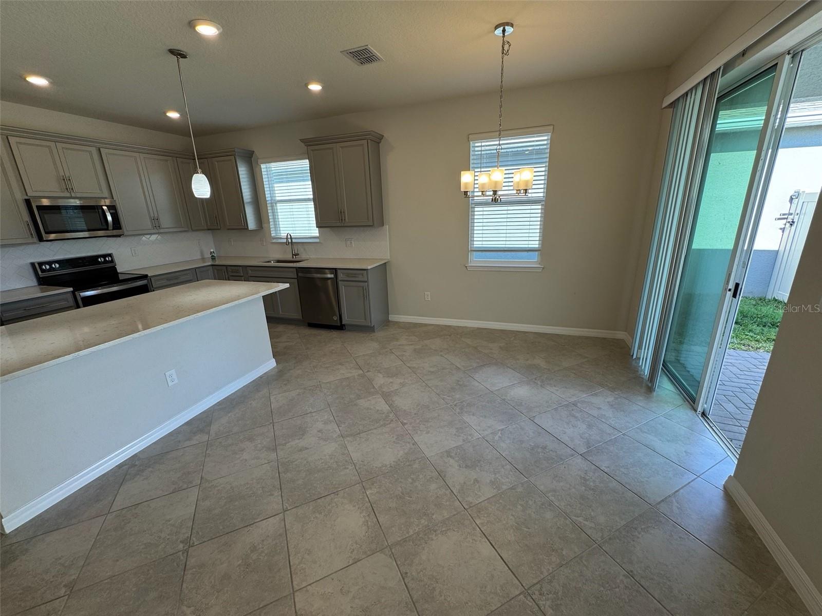 Image 6 of 18 For 6349 Cedar Chase Court