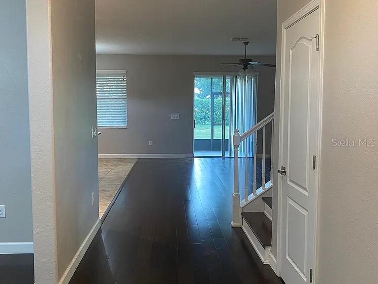 Image 6 of 8 For 2252 Grantham Avenue