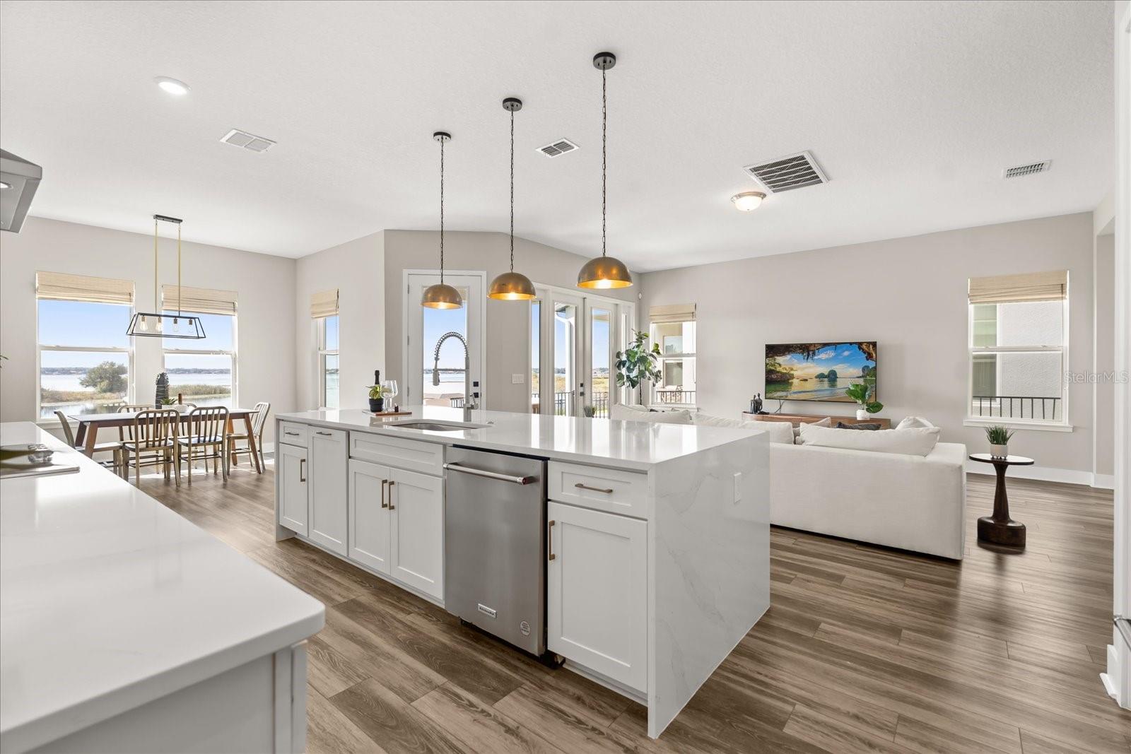 Image 19 of 62 For 7386 Alpine Butterfly Lane