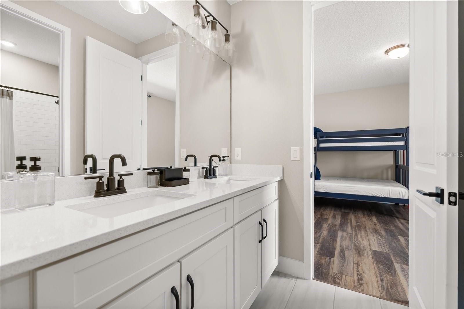 Image 45 of 62 For 7386 Alpine Butterfly Lane