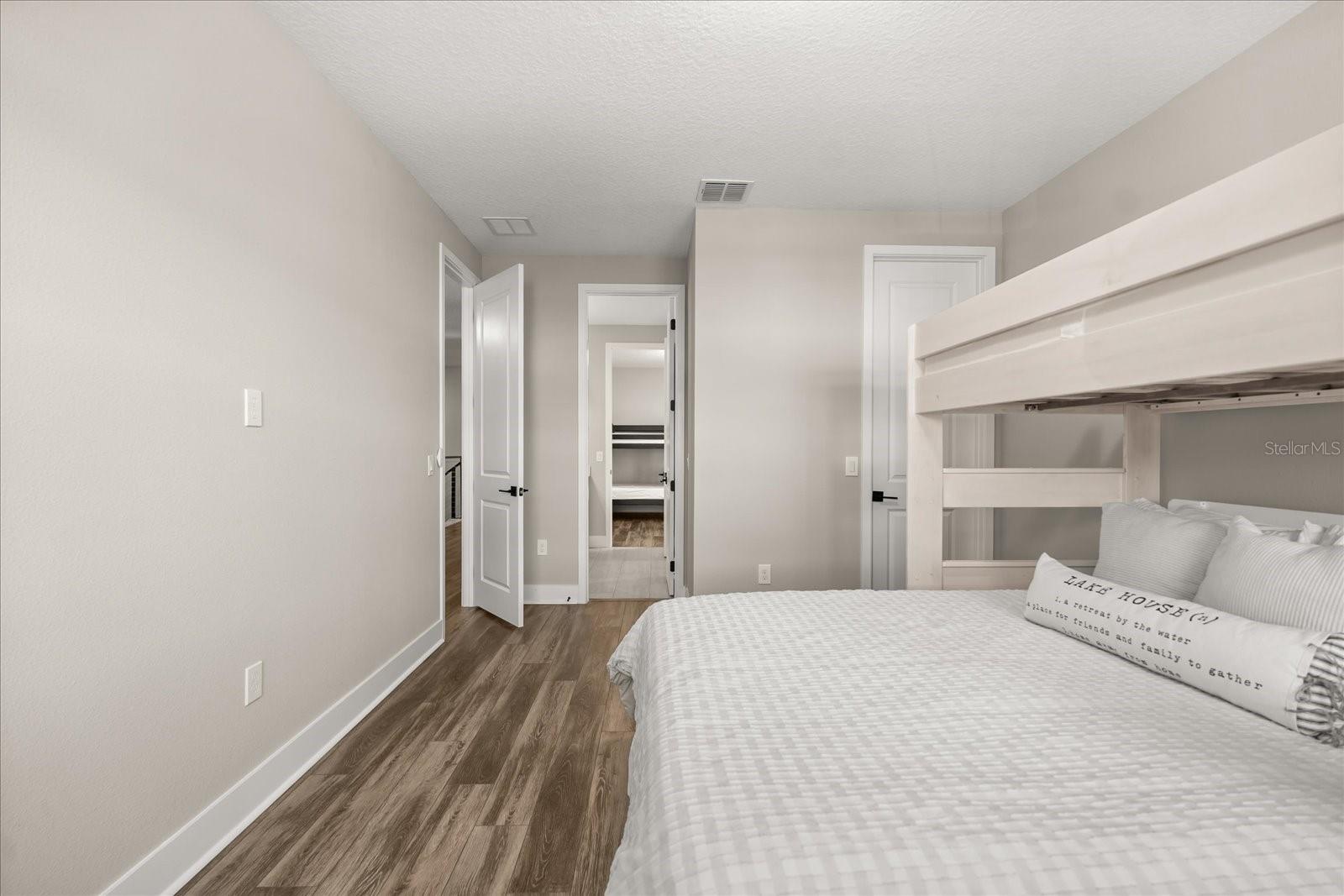 Image 48 of 62 For 7386 Alpine Butterfly Lane