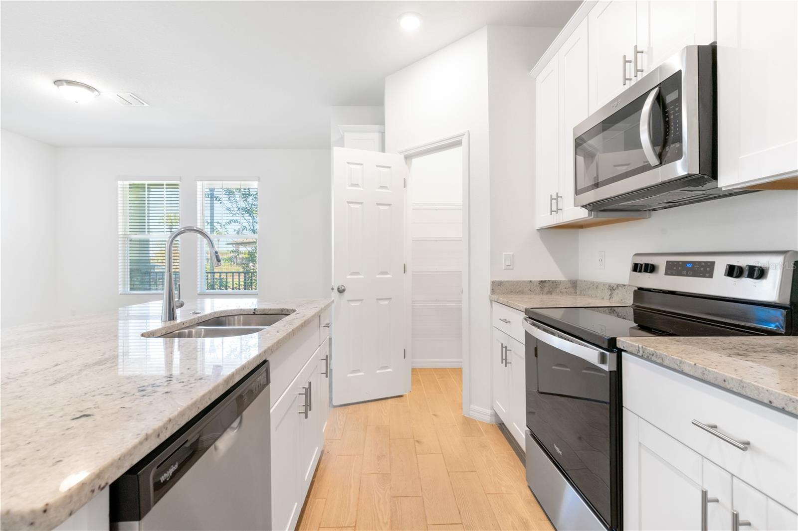 Image 7 of 35 For 4716 Homestead Trail