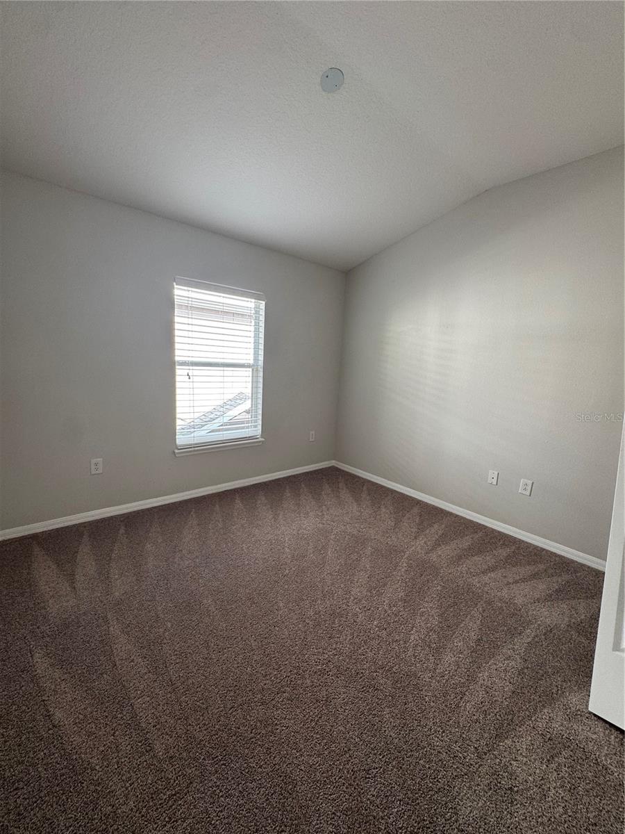 Image 17 of 30 For 6678 Goldenrod Road B