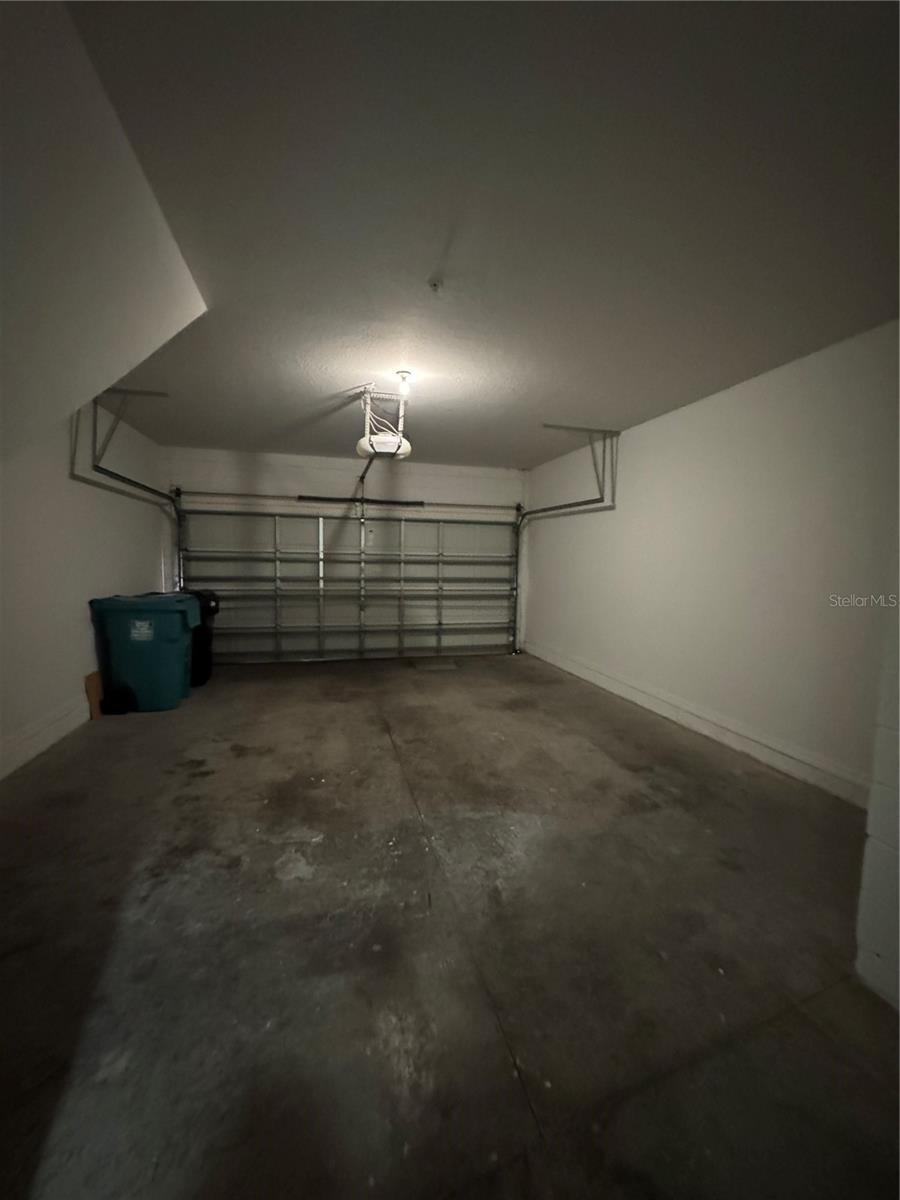 Image 27 of 30 For 6678 Goldenrod Road B