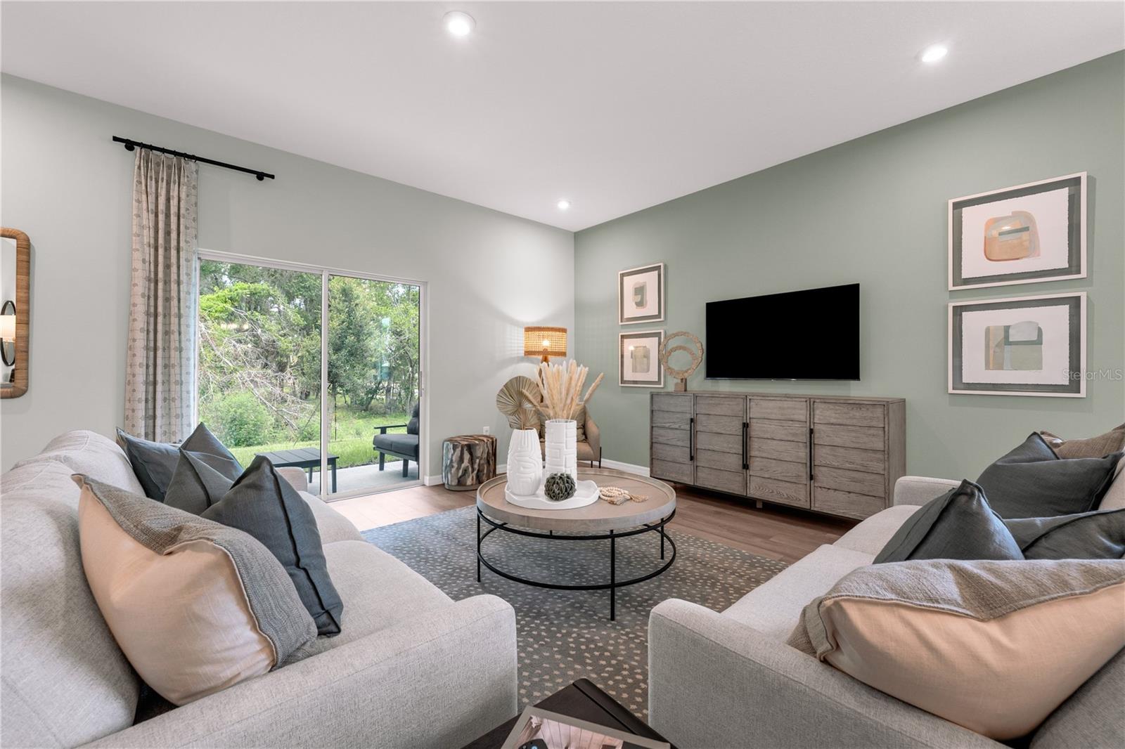 Image 17 of 38 For 12885 Trovita Drive