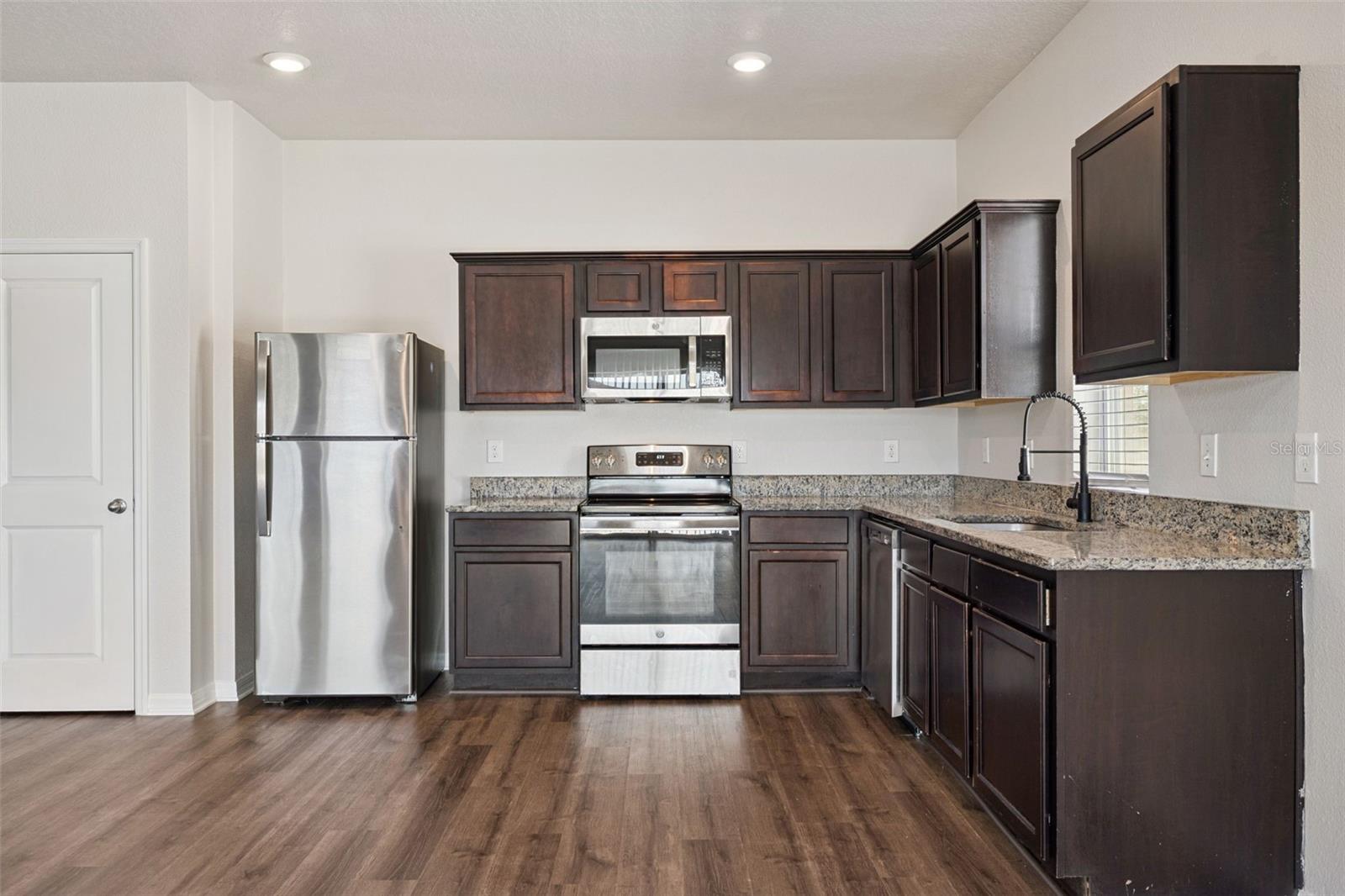 Image 10 of 32 For 442 Stillwater Lane