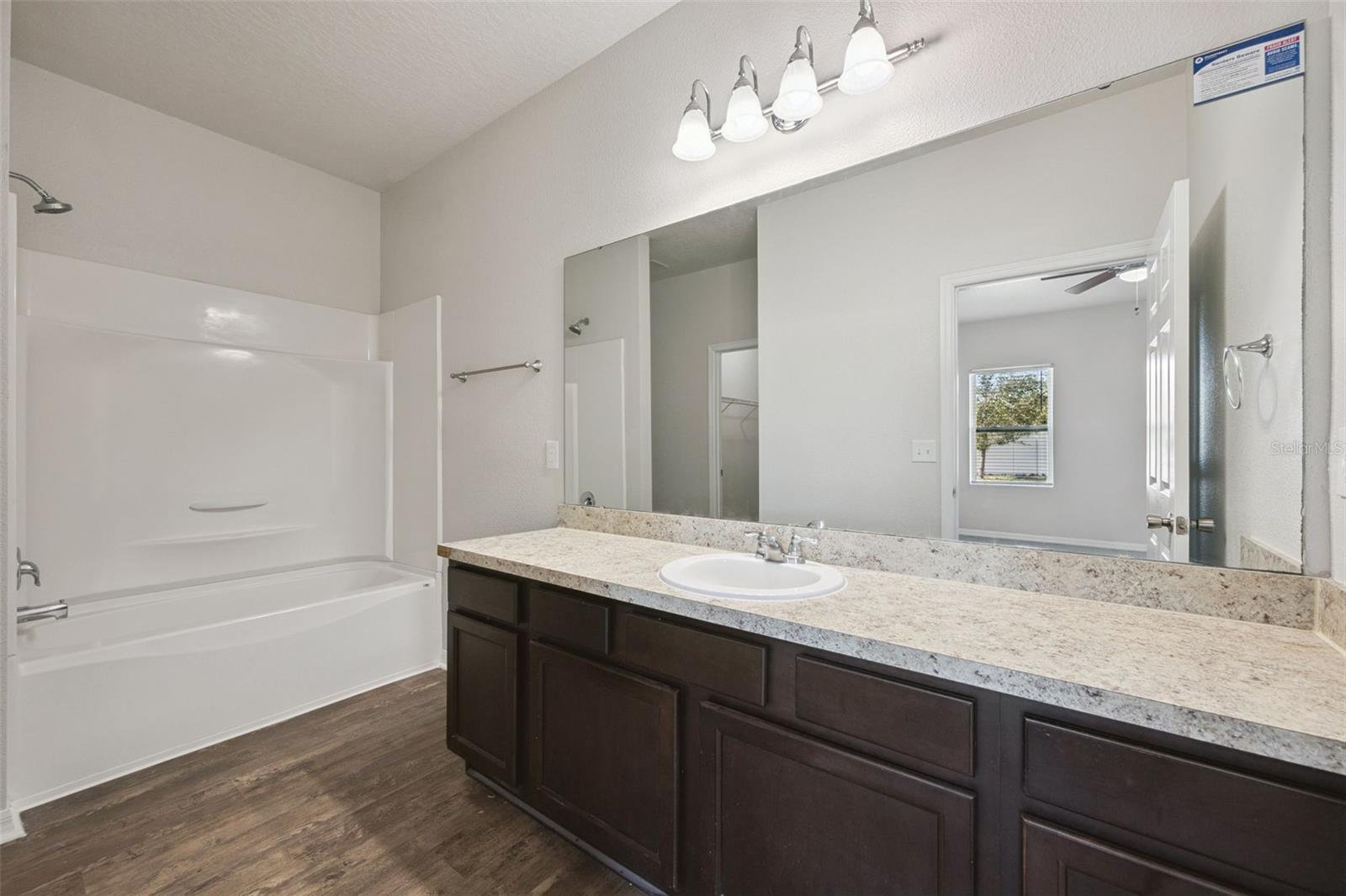 Image 20 of 32 For 442 Stillwater Lane