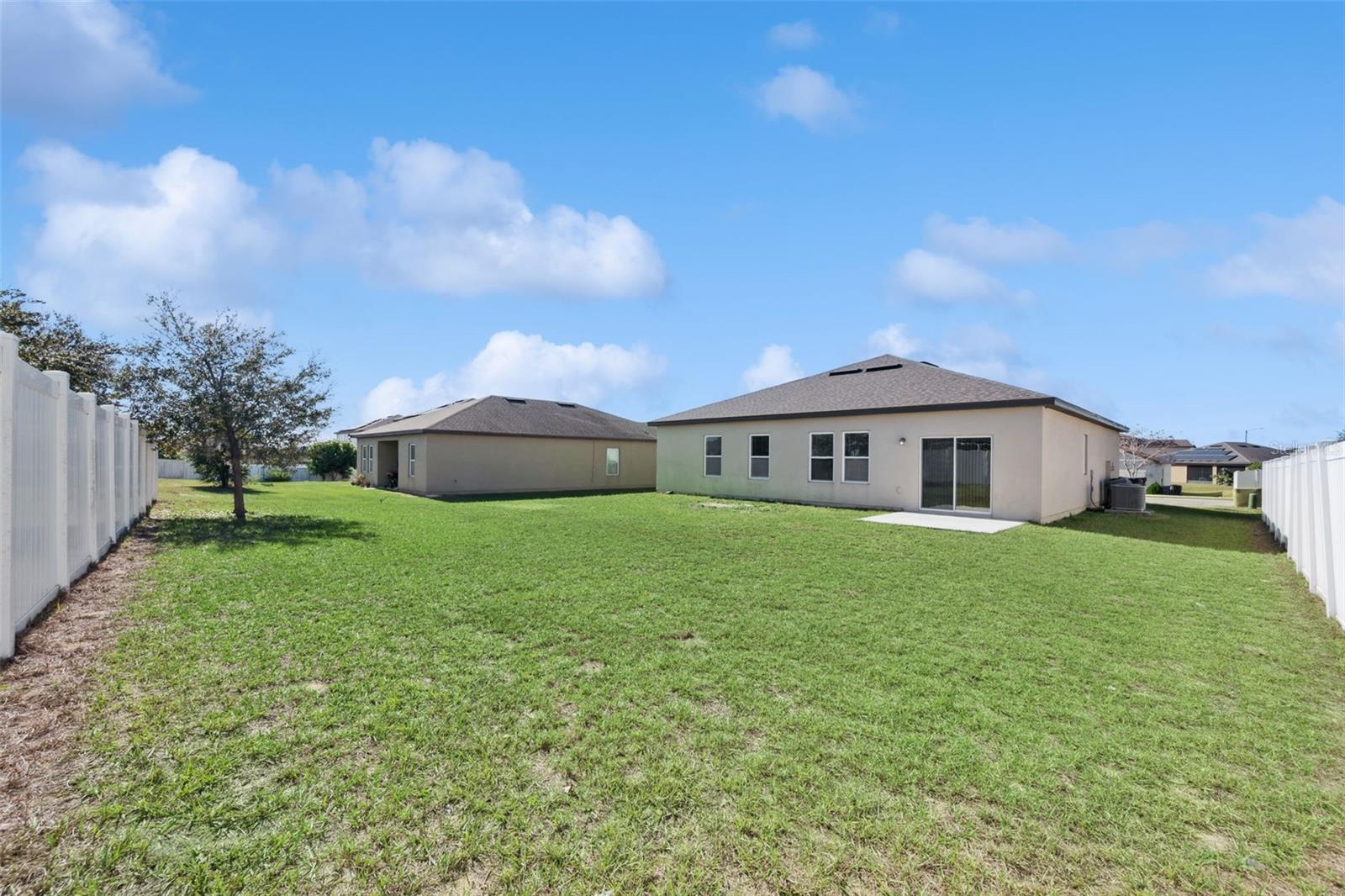 Image 26 of 32 For 442 Stillwater Lane