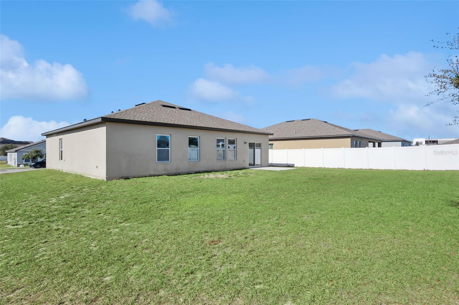 Image 28 of 32 For 442 Stillwater Lane