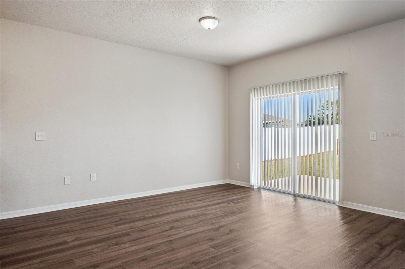 Image 6 of 32 For 442 Stillwater Lane