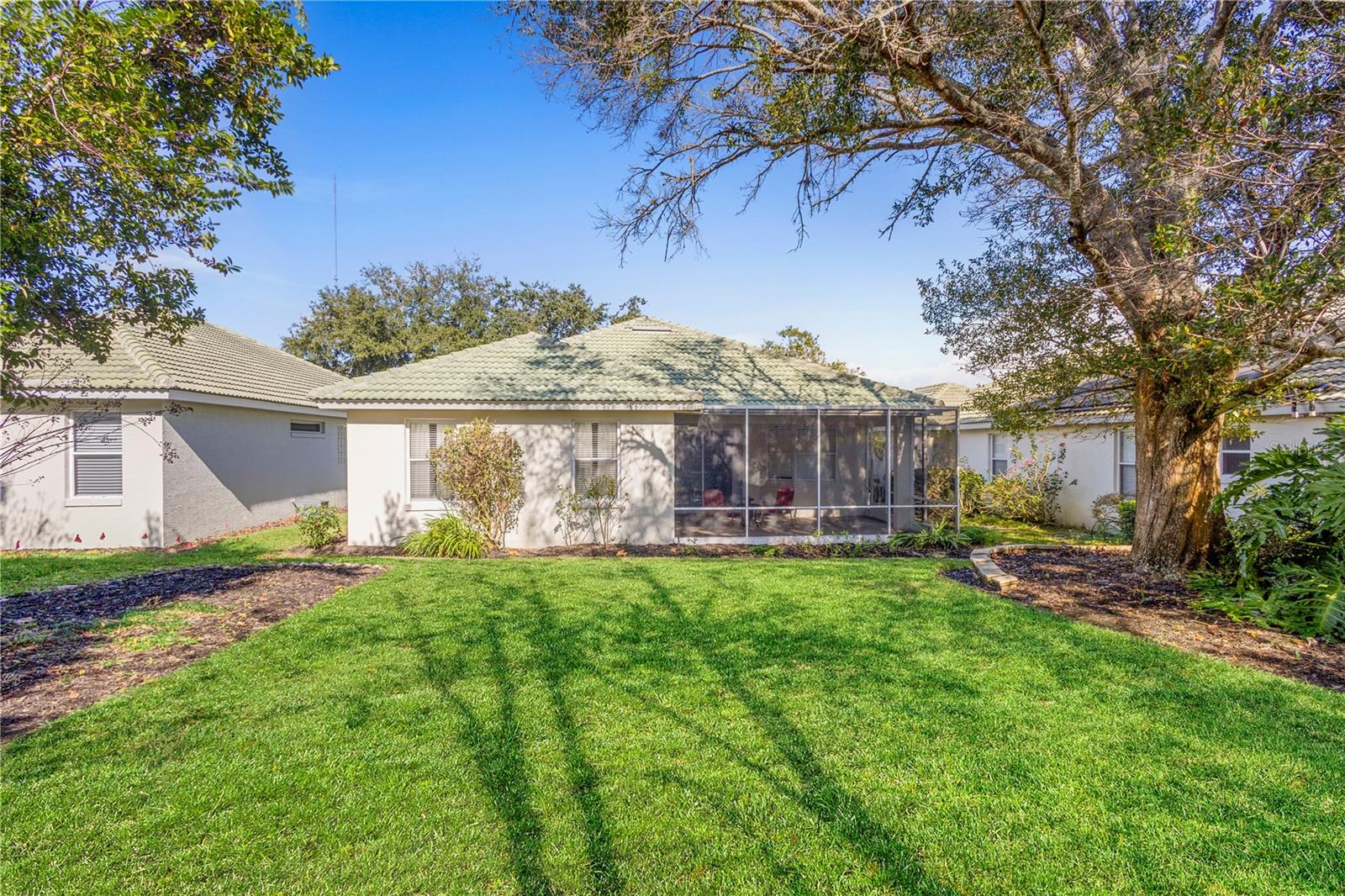 Image 11 of 59 For 439 Foxhill Drive