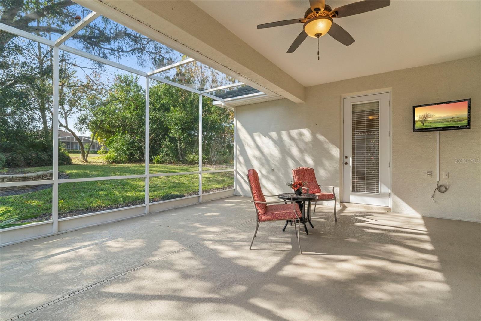 Image 28 of 59 For 439 Foxhill Drive