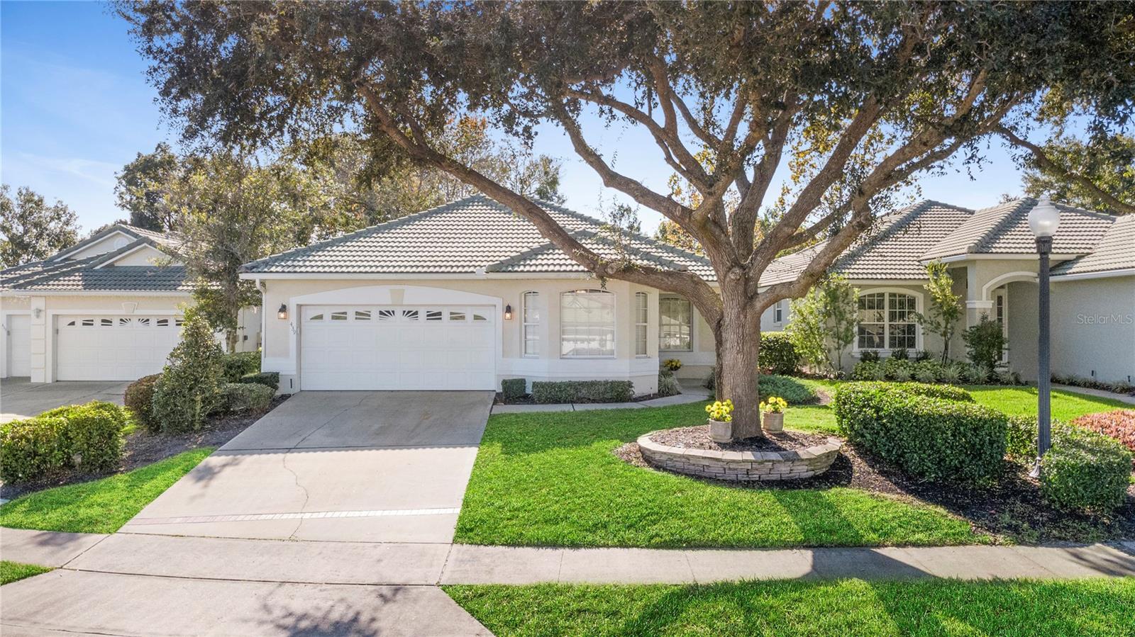 Image 4 of 59 For 439 Foxhill Drive