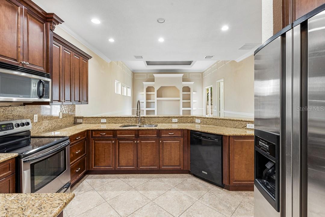 Image 35 of 62 For 2081 Bayshore Boulevard