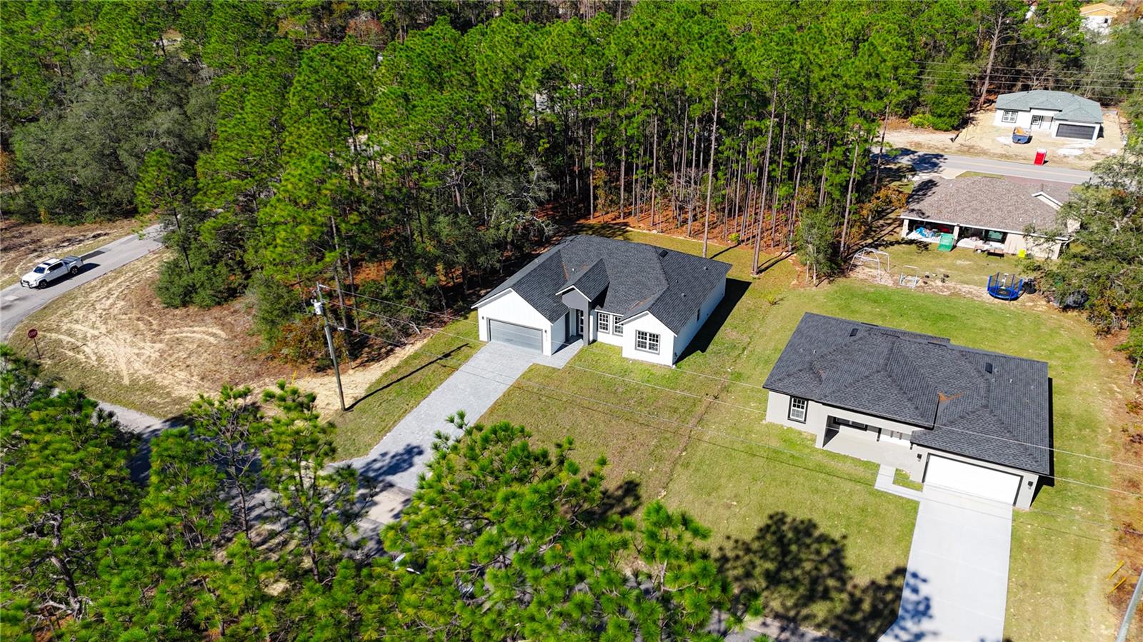 Image 47 of 51 For 1915 Linden Drive