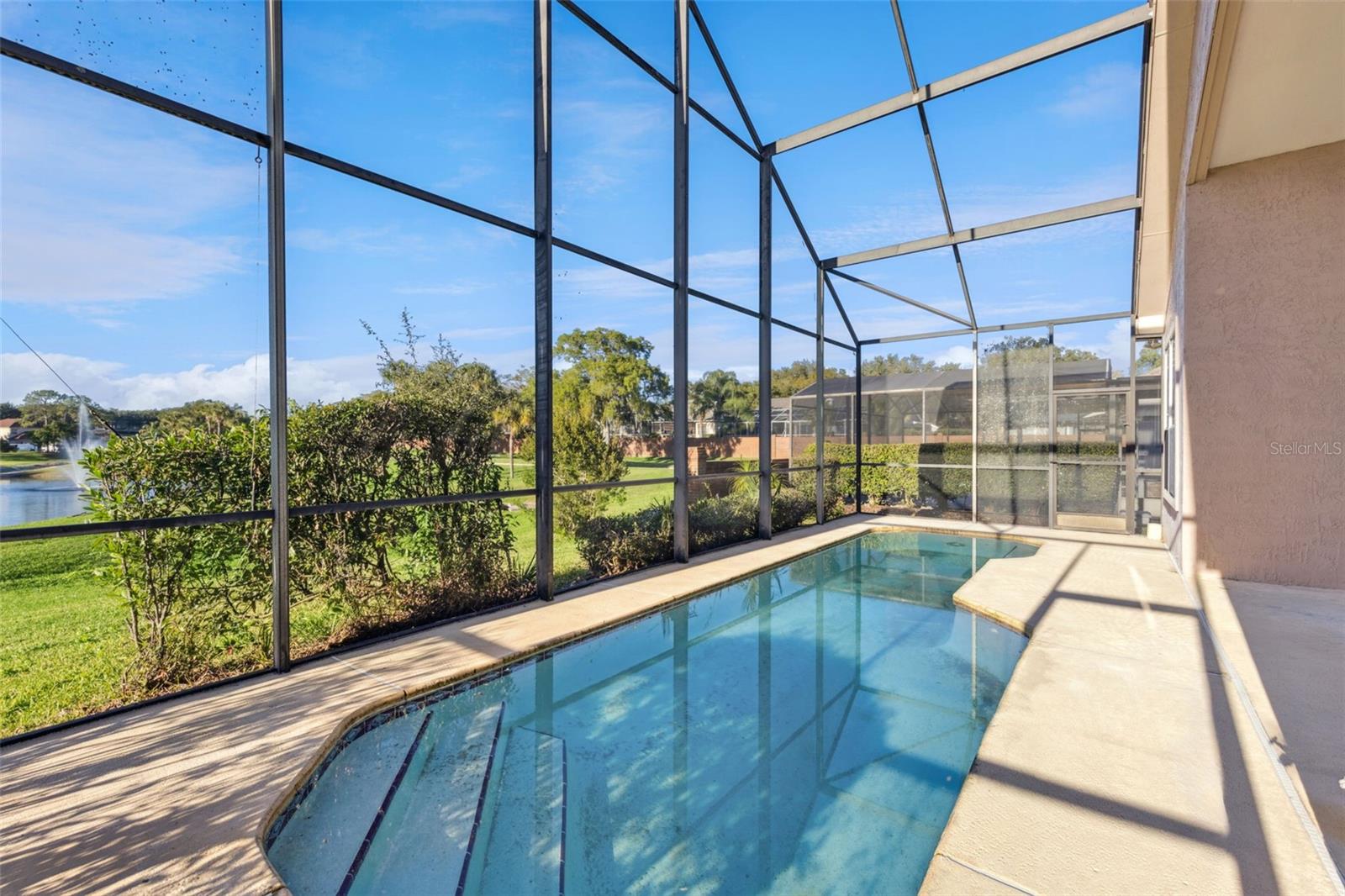 Image 21 of 32 For 472 Arrowmount Place