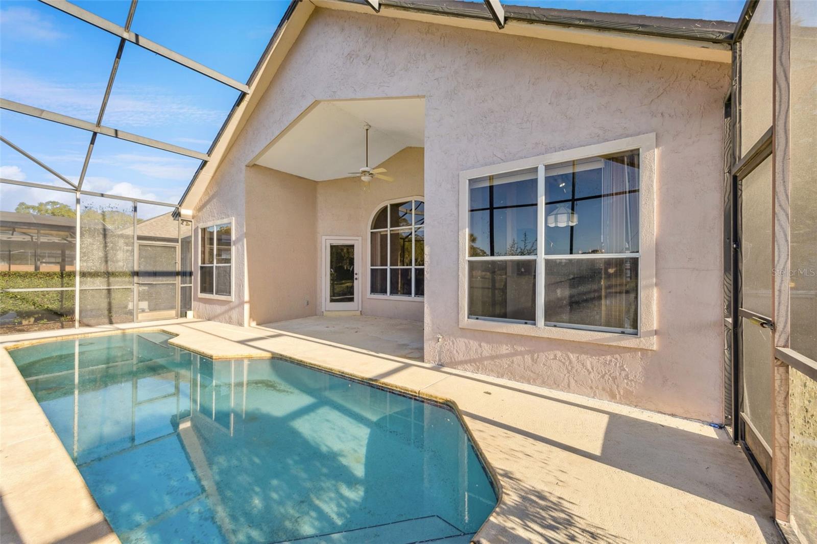 Image 25 of 32 For 472 Arrowmount Place