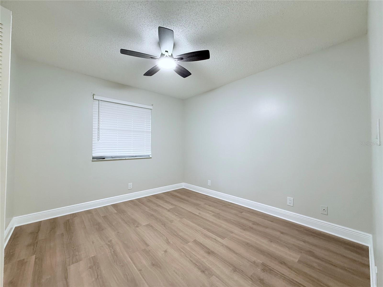 Image 12 of 21 For 1325 Cheney Highway F