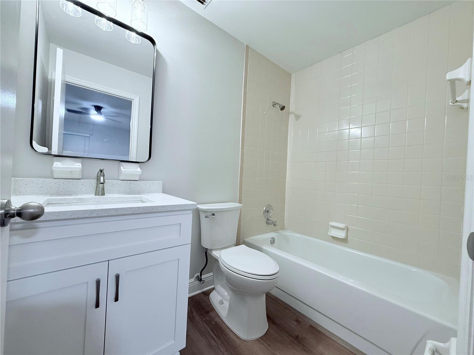 Image 9 of 21 For 1325 Cheney Highway F