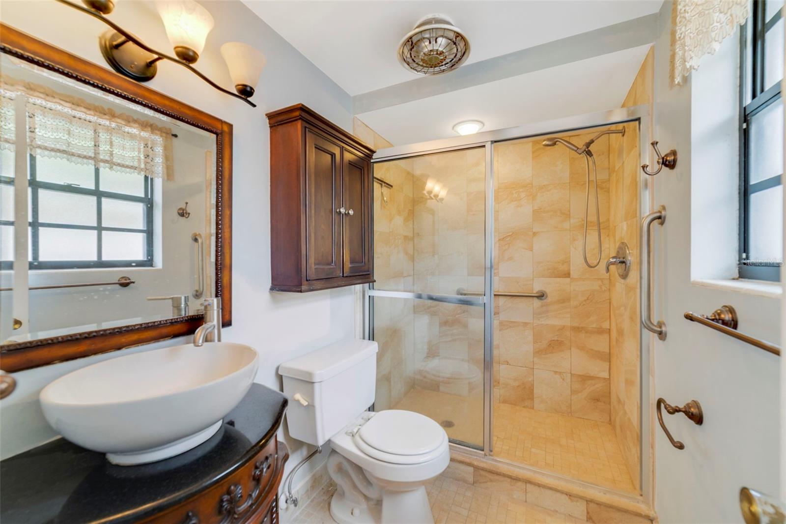 Image 12 of 26 For 6615 Beamer Way