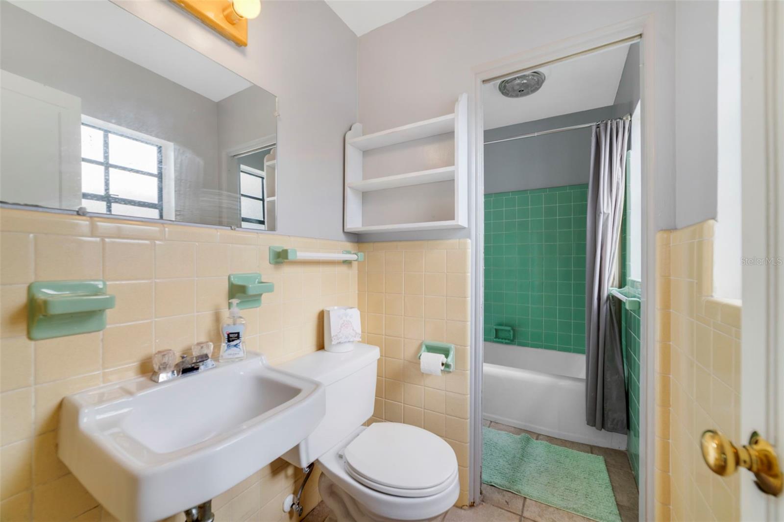 Image 18 of 26 For 6615 Beamer Way