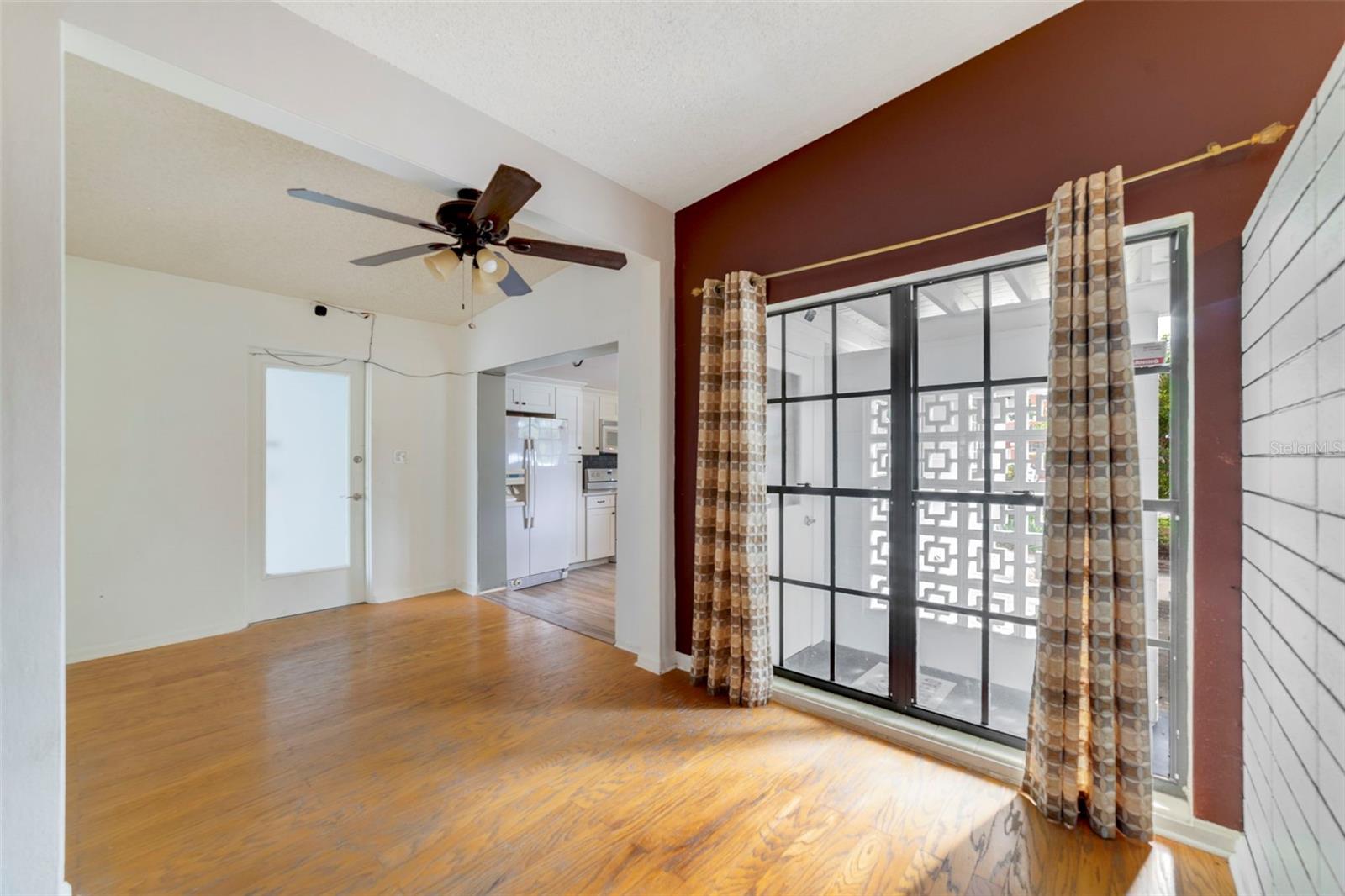 Image 23 of 26 For 6615 Beamer Way