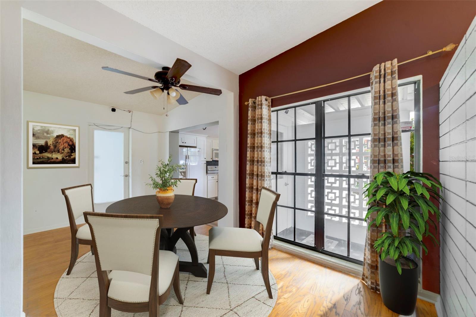 Image 4 of 26 For 6615 Beamer Way