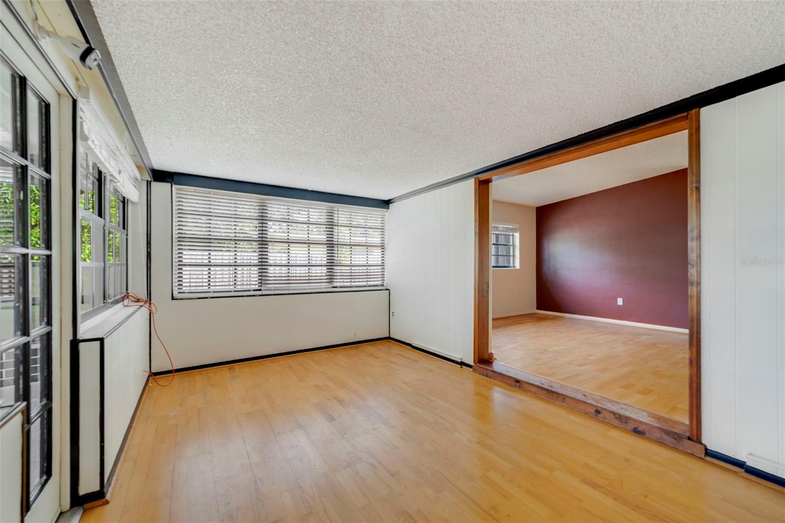 Image 9 of 26 For 6615 Beamer Way