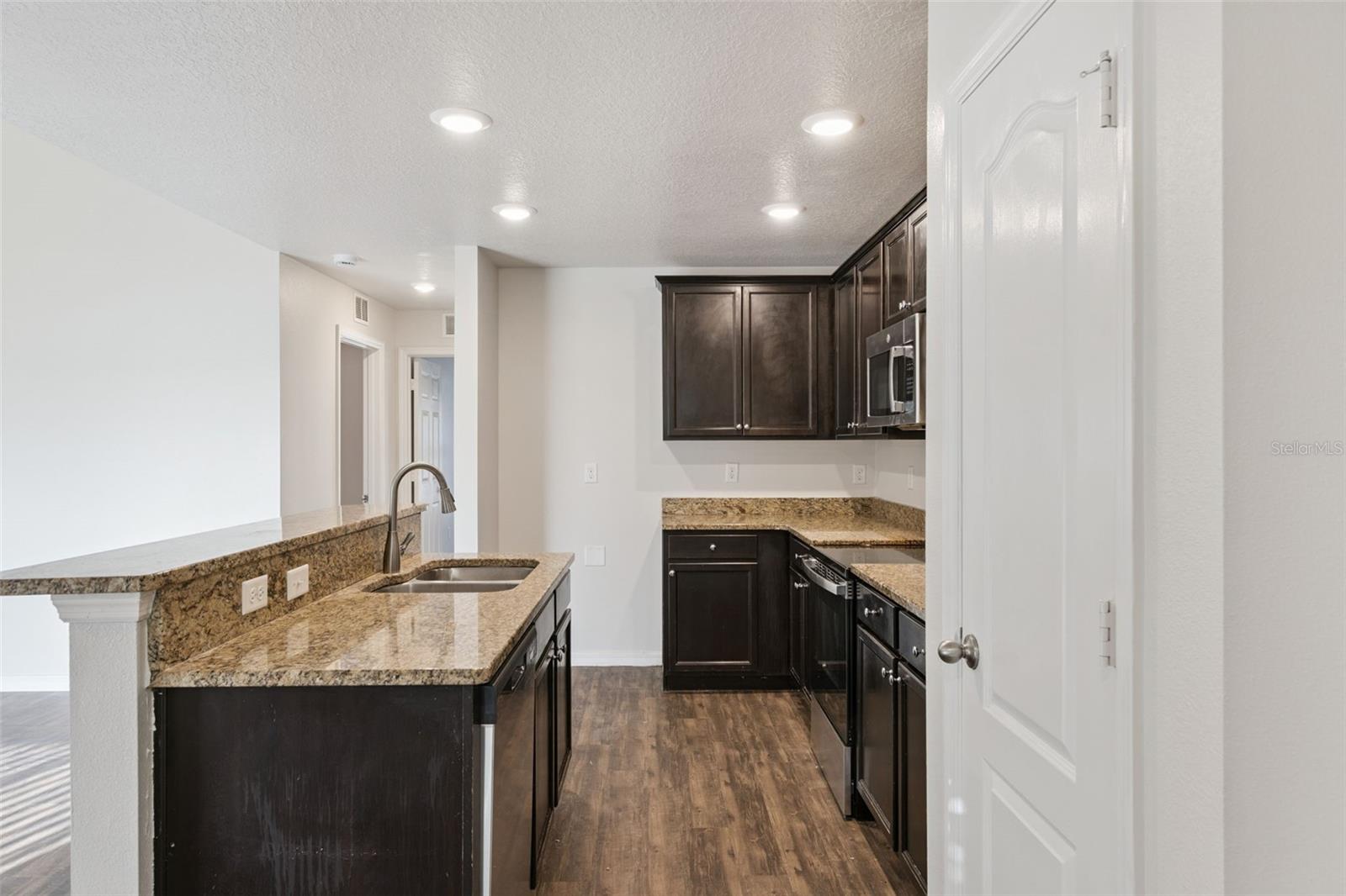 Image 8 of 30 For 1904 Piedmont Court