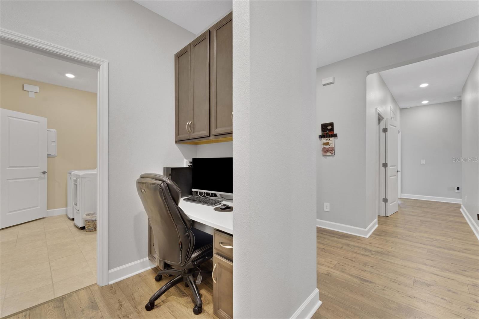 Image 32 of 55 For 2958 Crest Wave Drive