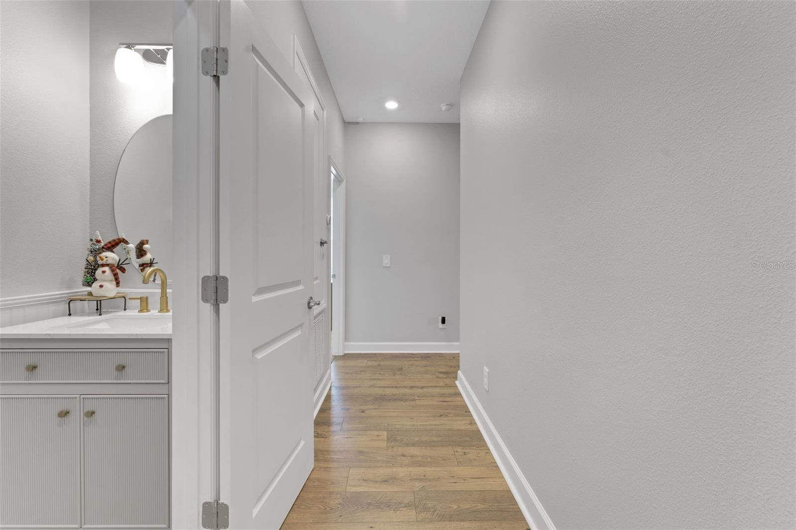 Image 33 of 55 For 2958 Crest Wave Drive